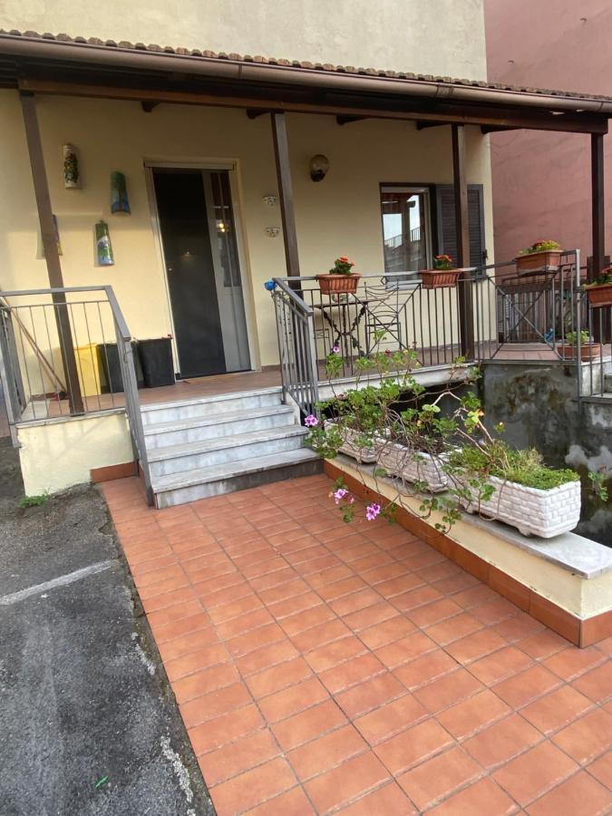 Appartamento In Villa Alle Falde Del Vesuvio Nápoles Exterior foto