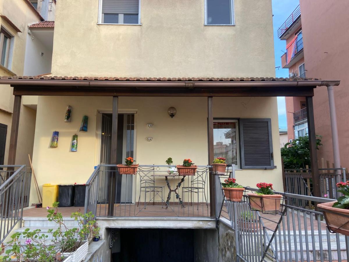 Appartamento In Villa Alle Falde Del Vesuvio Nápoles Exterior foto